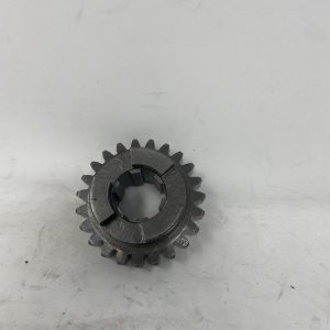 064639 – Norton Commando 850 MK3 Gearbox 2nd Gear Mainshaft (from Engine #306591)